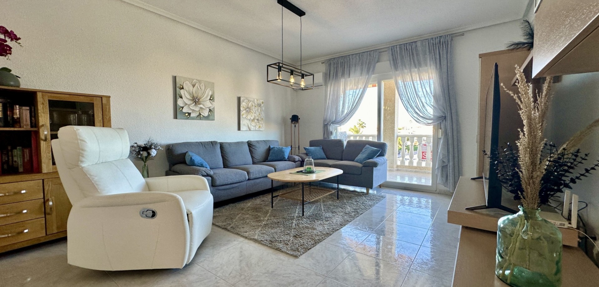 Terrace in apartment for sale in Orihuela Costa
