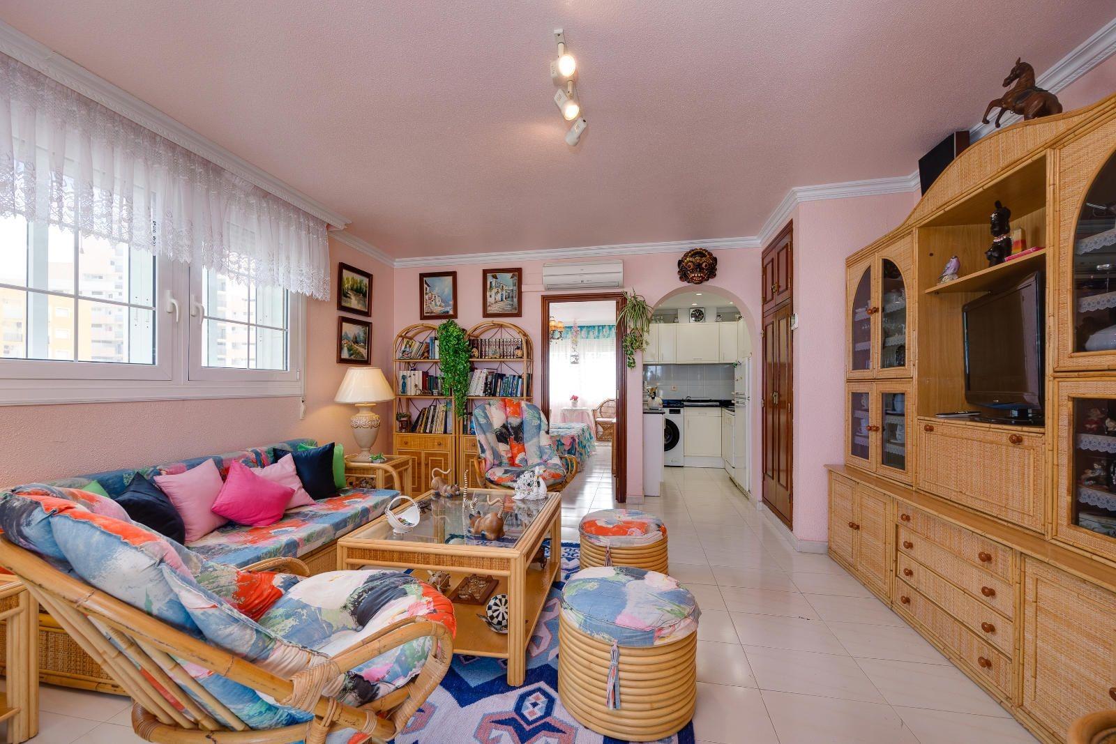 Living room in apartment for sale in Torrevieja