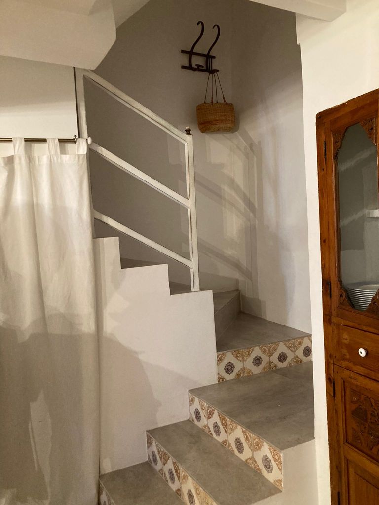 Dining area in villa for sale in Chulilla