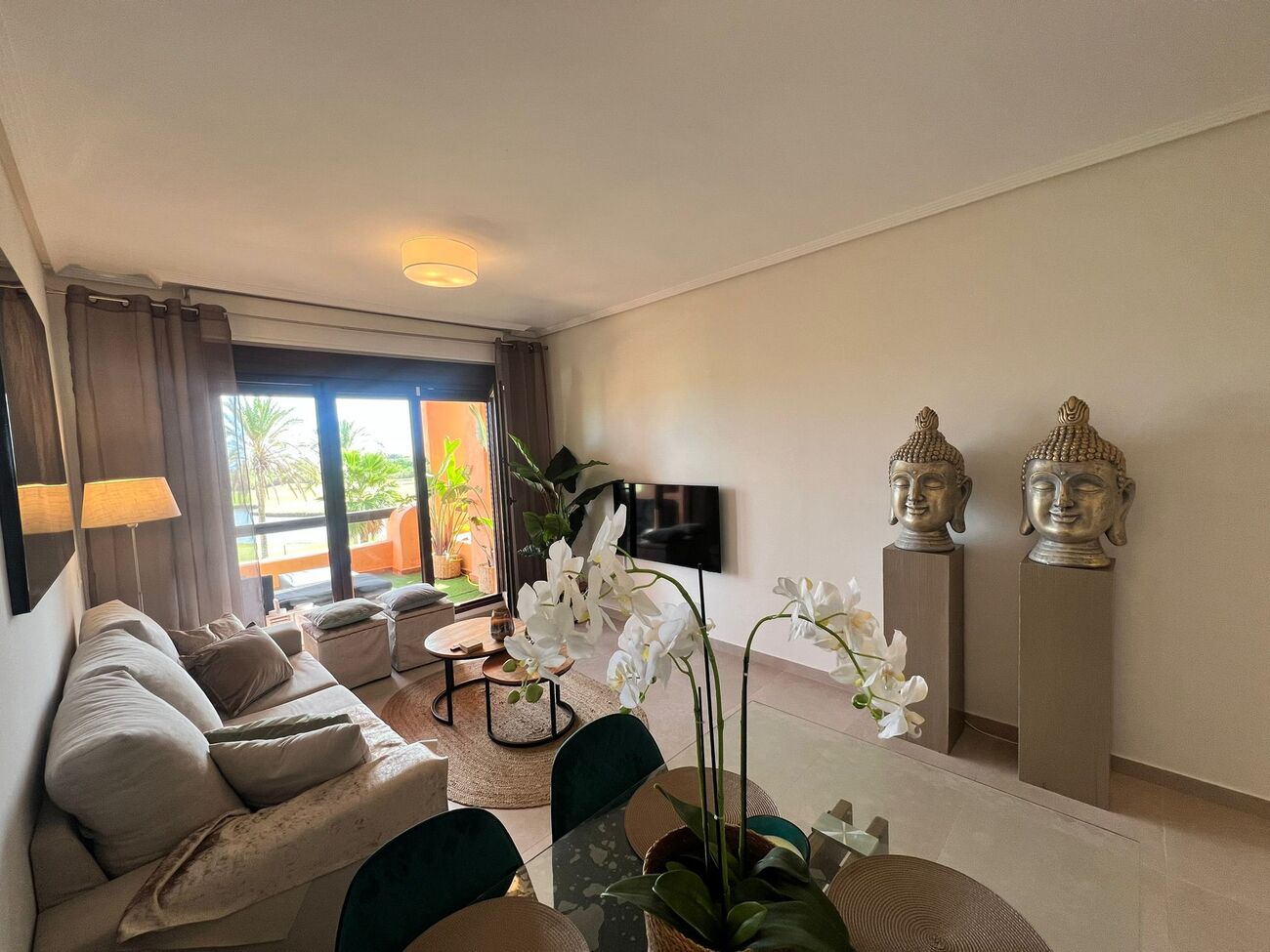 Pool area in apartment for sale in Los Alcazares