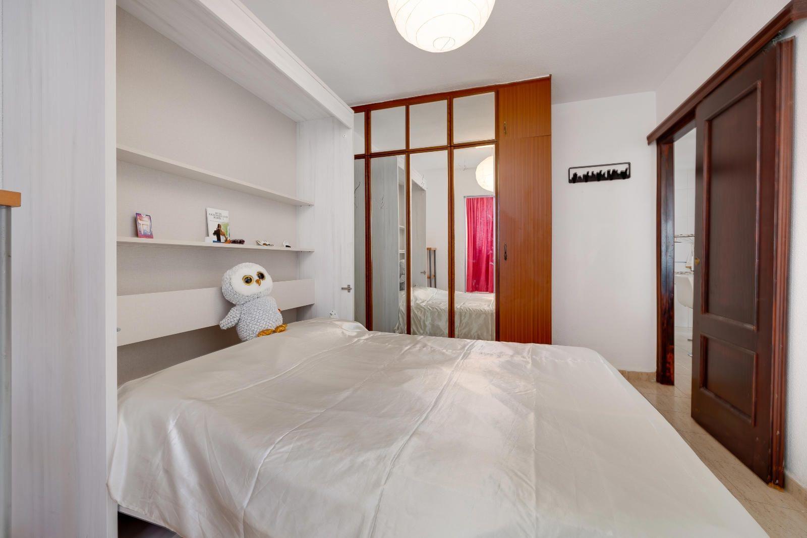 Master bedroom in apartment for sale in Torrevieja
