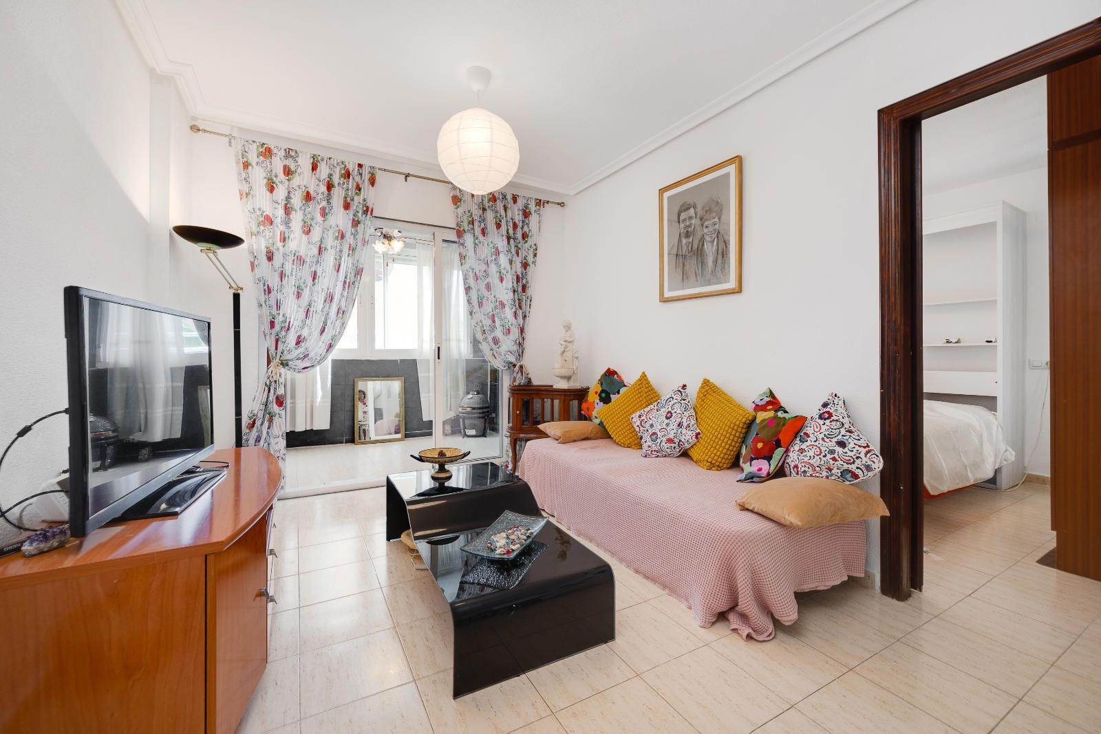 Dining area in apartment for sale in Torrevieja