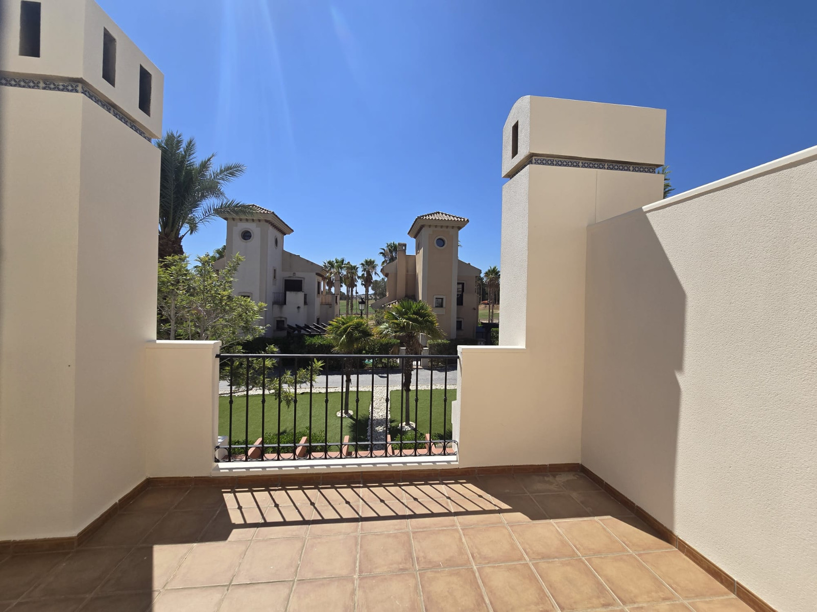 Semi-detached Bungalow in Residential Complex