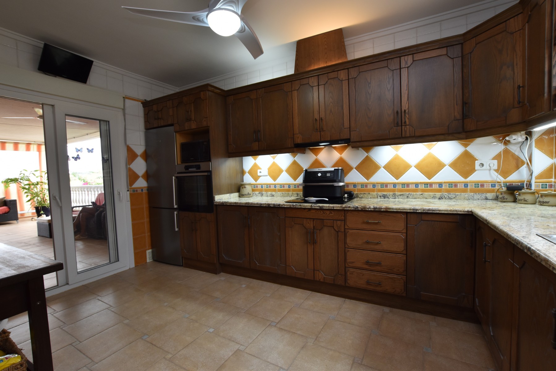 Living room in villa for sale in Algorfa