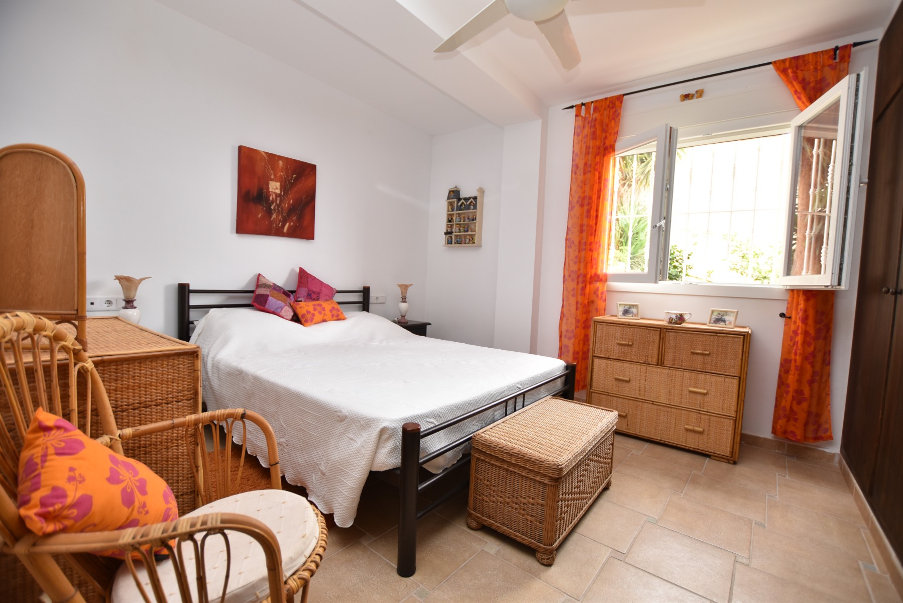 Dining area in villa for sale in Algorfa