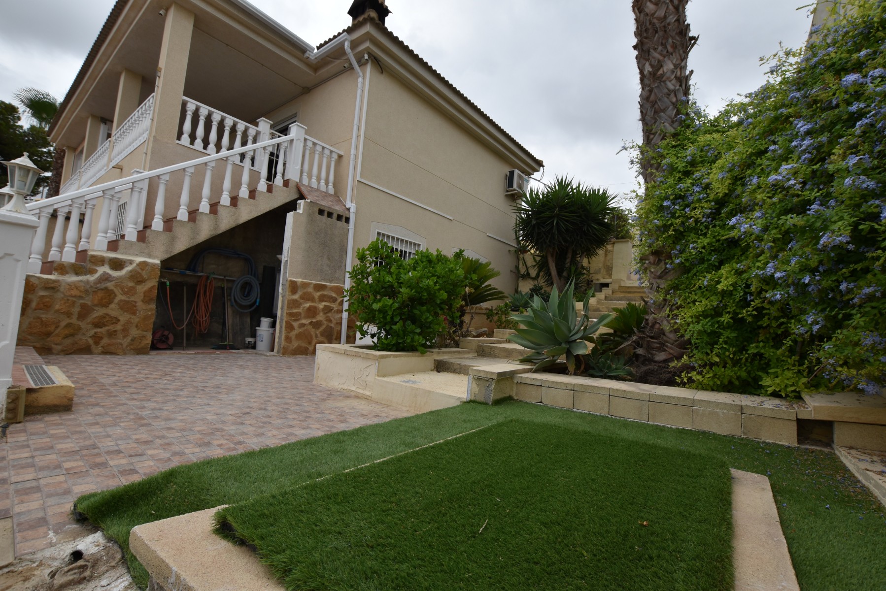 Garden in villa for sale in Algorfa