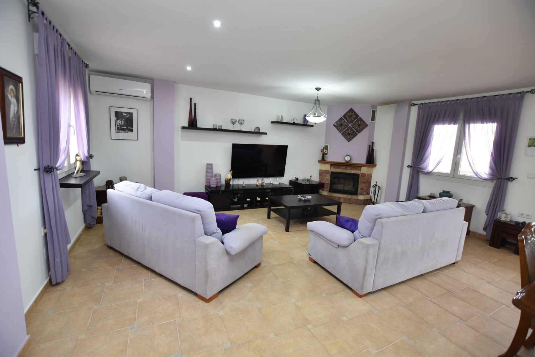 Pool area in villa for sale in Algorfa