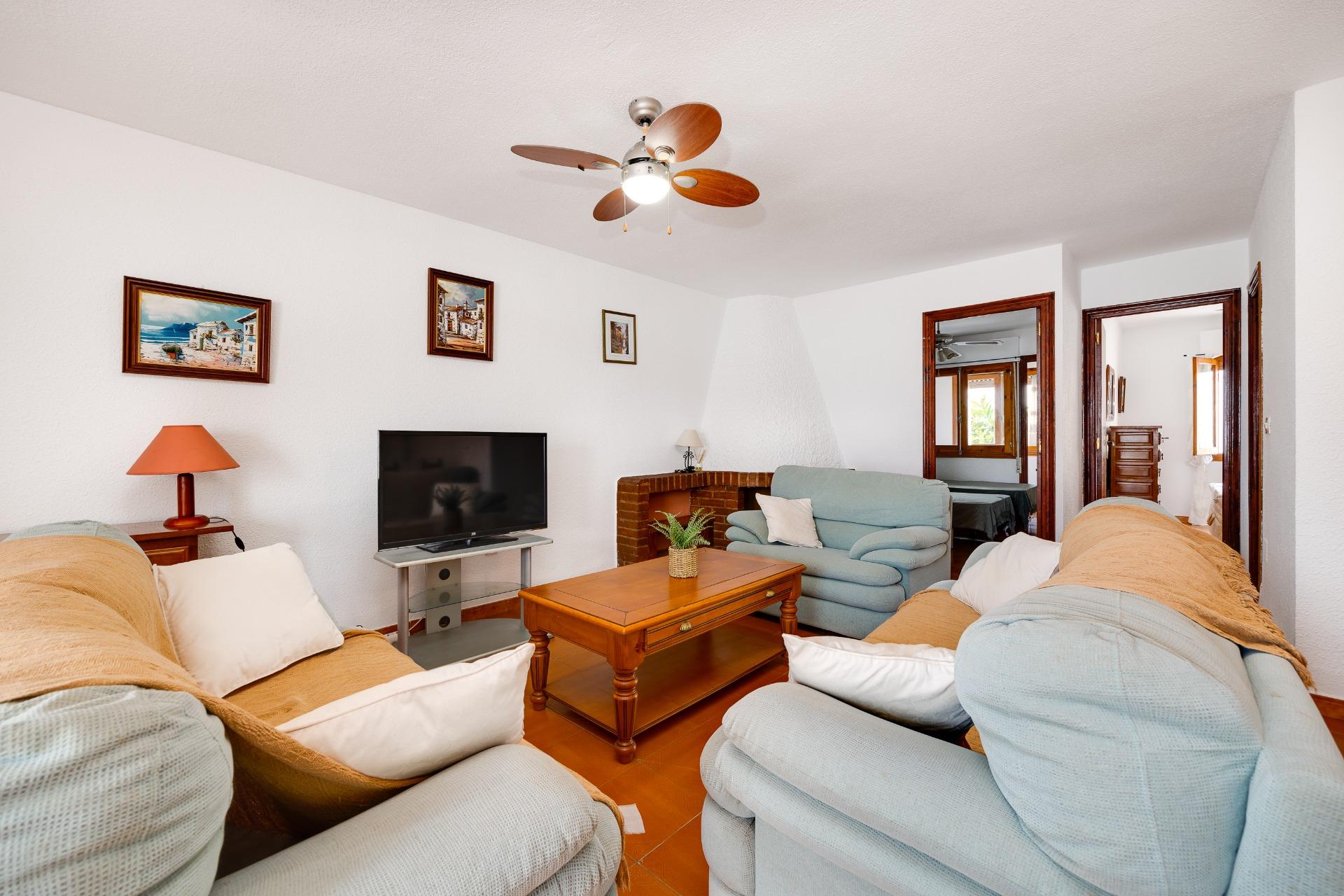 Master bedroom in apartment for sale in Torrevieja