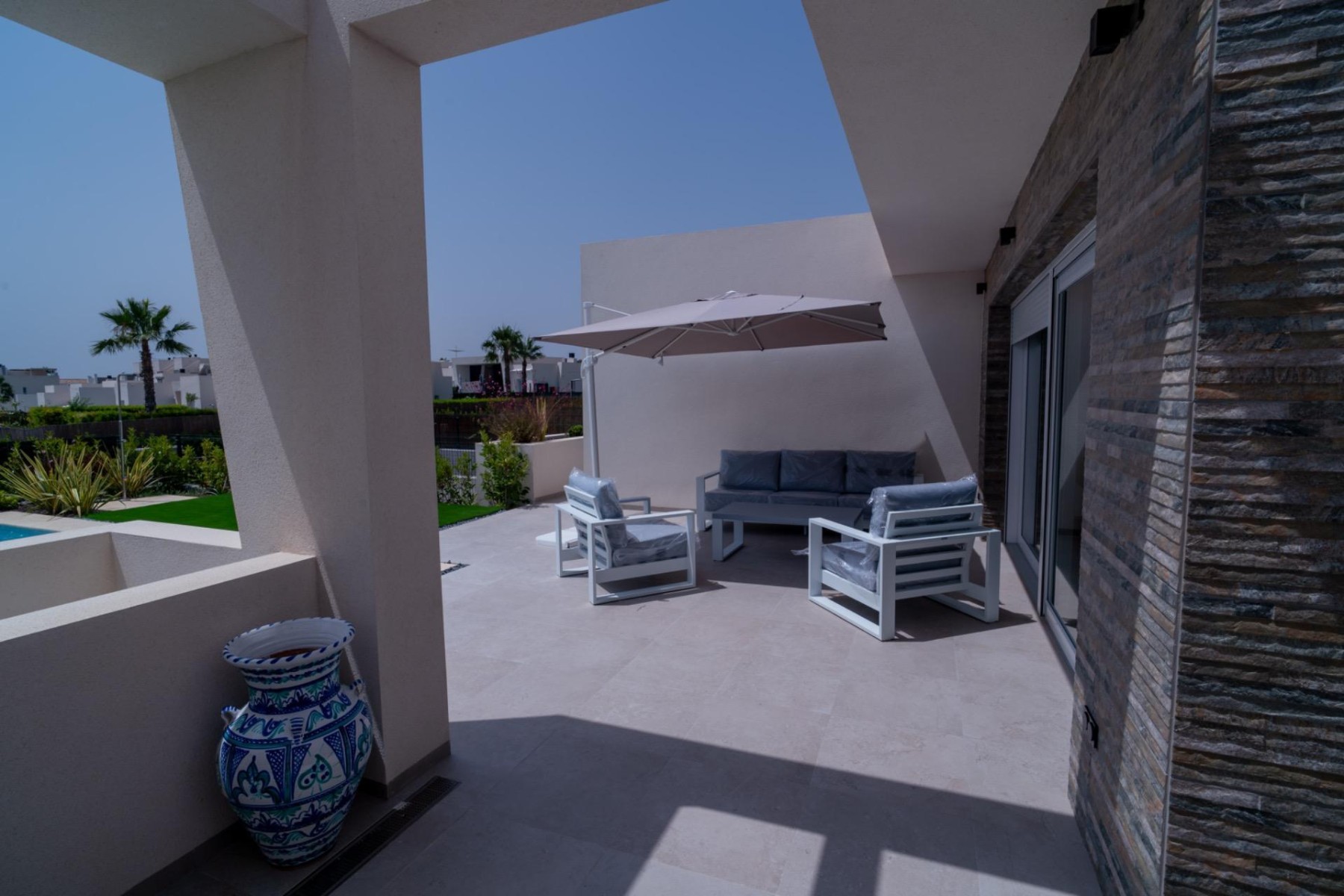 Terrace in villa for sale in Algorfa