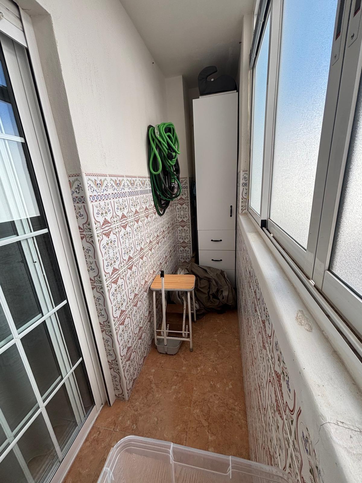 Bedroom in apartment for sale in Torrevieja
