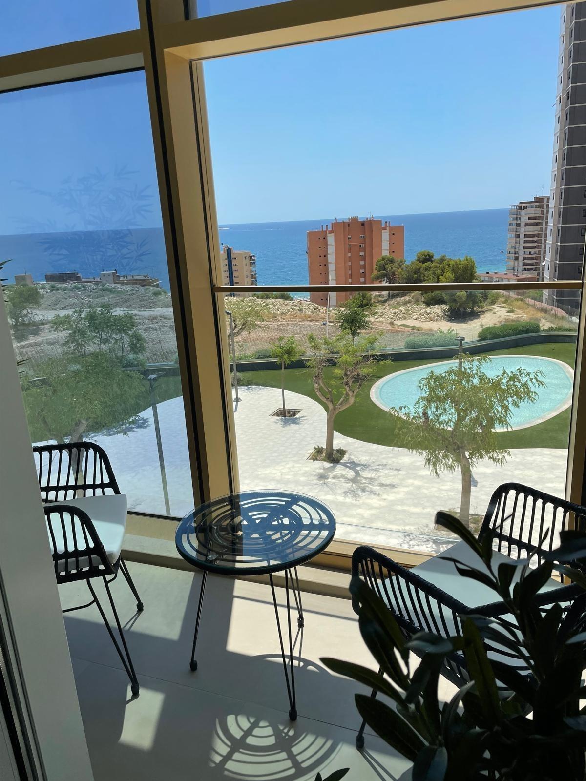 Kitchen in apartment for sale in Benidorm