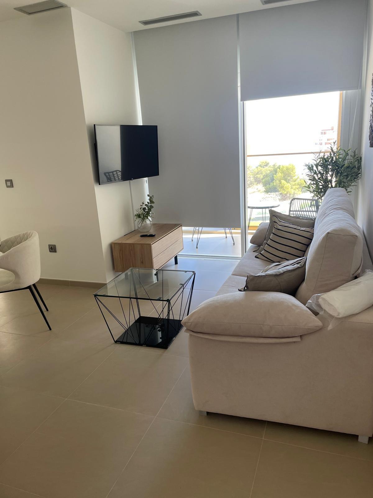 Bathroom in apartment for sale in Benidorm