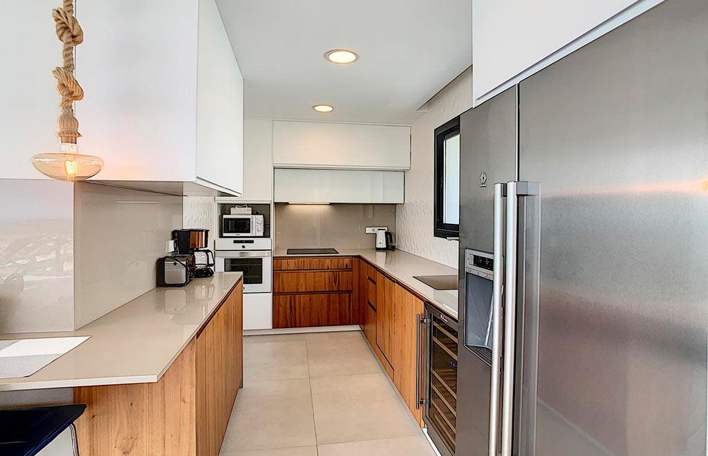 Terrace in villa for sale in Cumbre del Sol