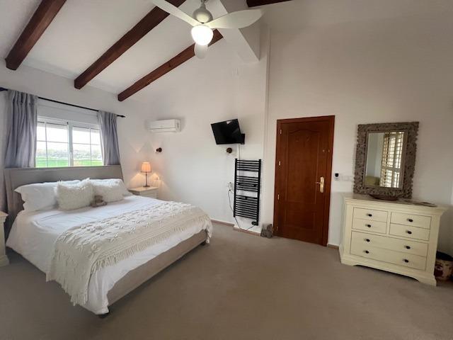 Bedroom in finca for sale in Dolores