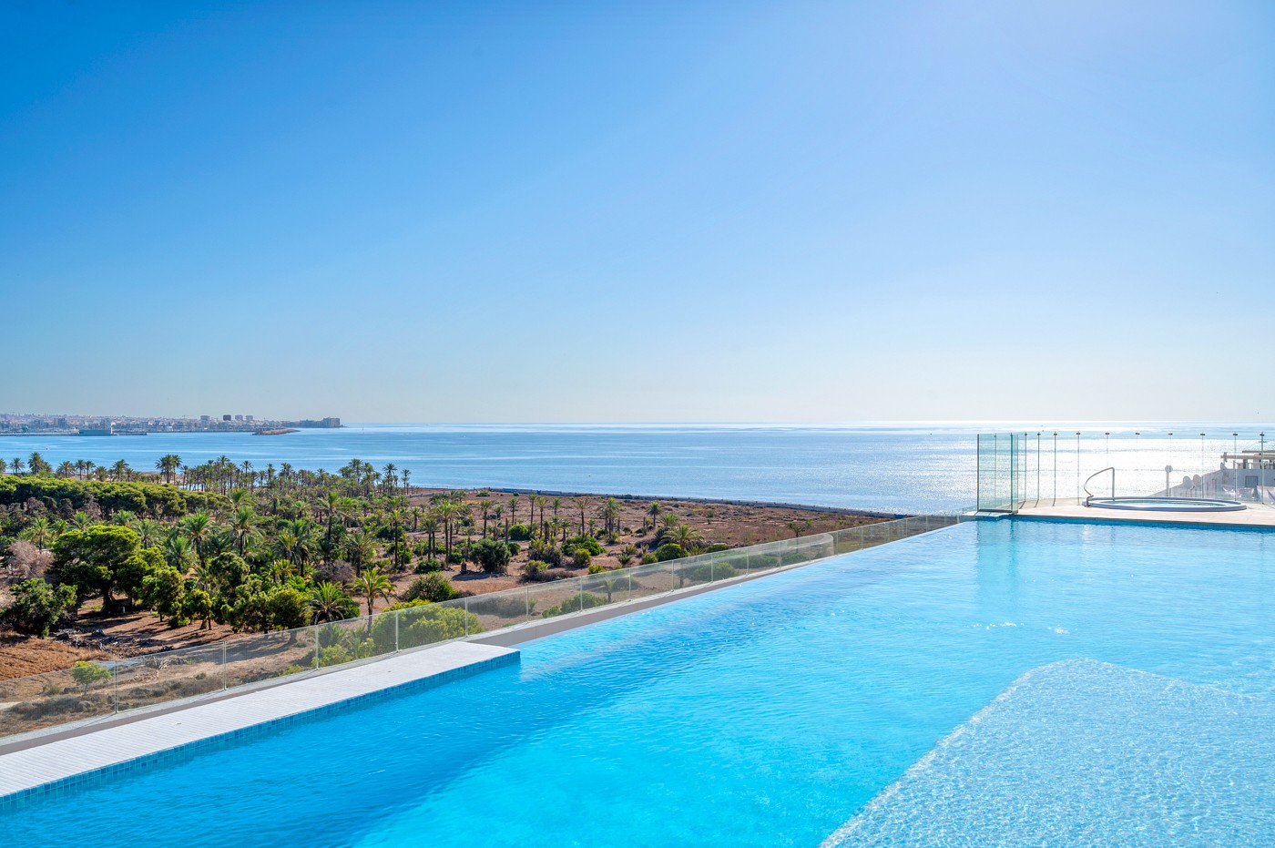 This stunning apartment, built in 2024, offers breathtaking views of the sea and the harbour of Torr
