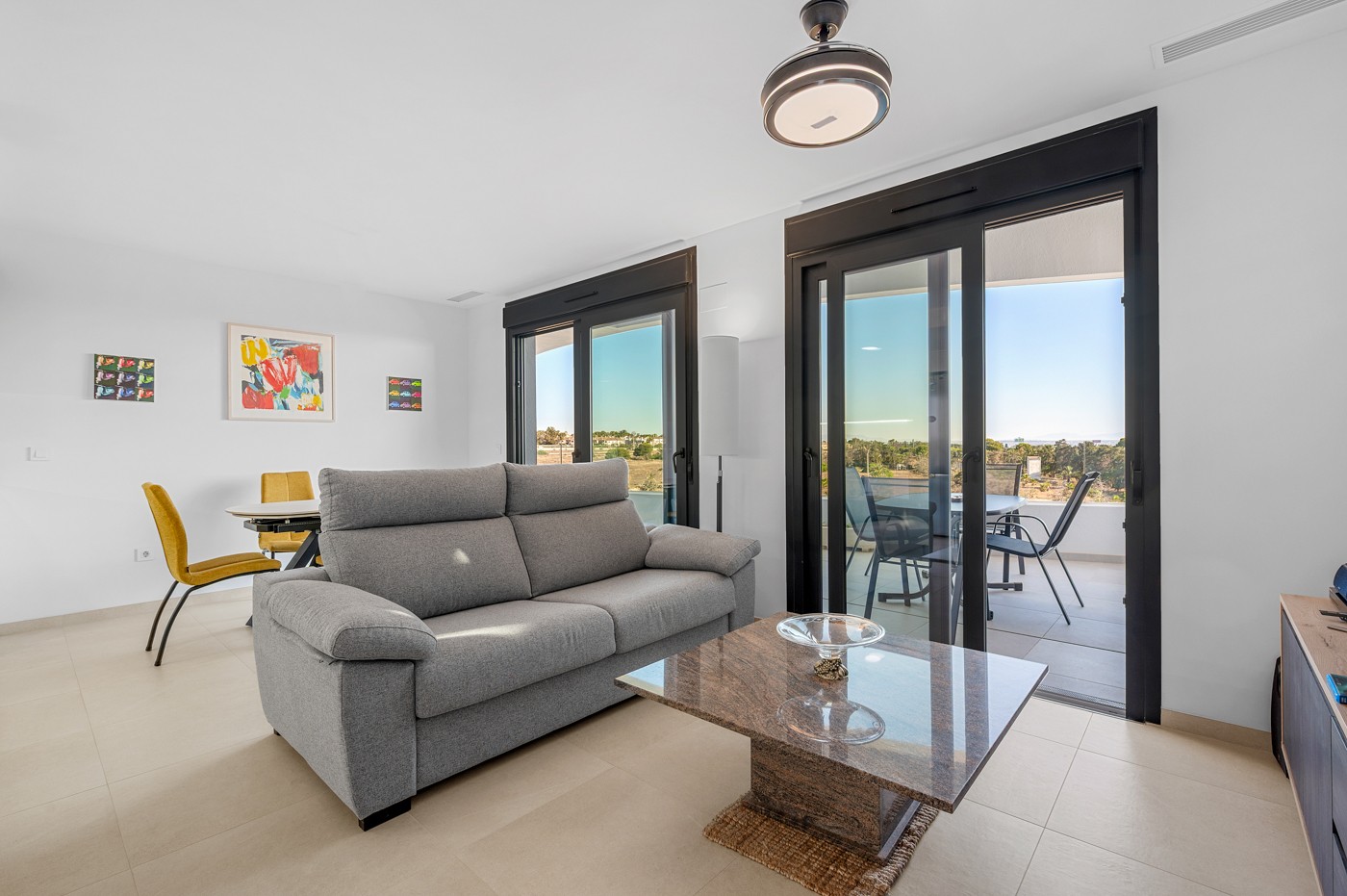 This stunning apartment, built in 2024, offers breathtaking views of the sea and the harbour of Torr