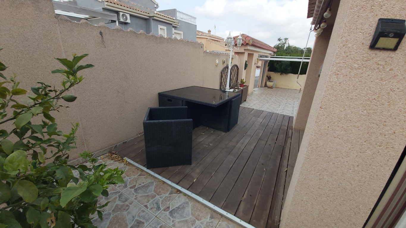 Master bedroom in villa for sale in Benimar