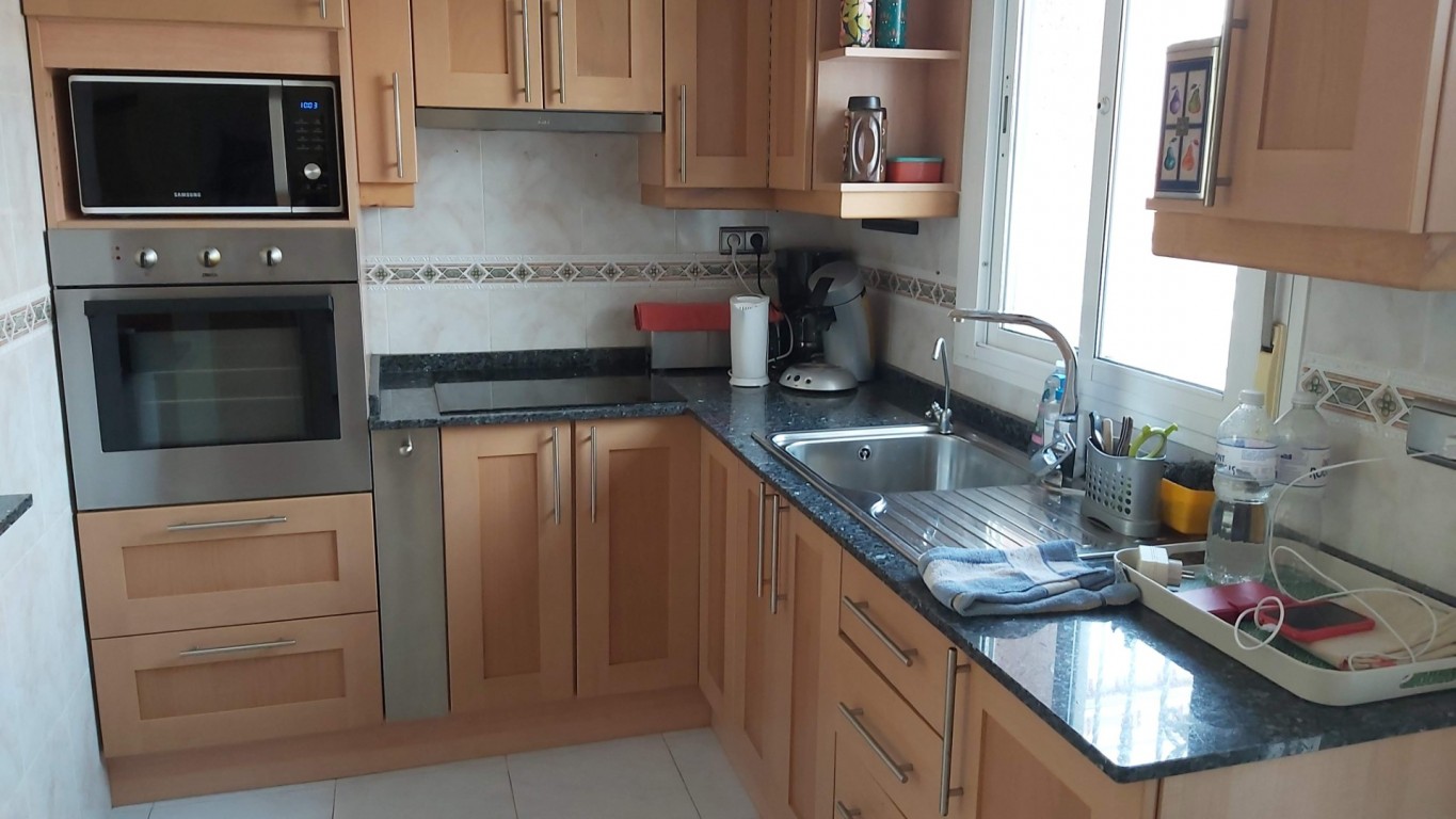 Bedroom in villa for sale in Benimar