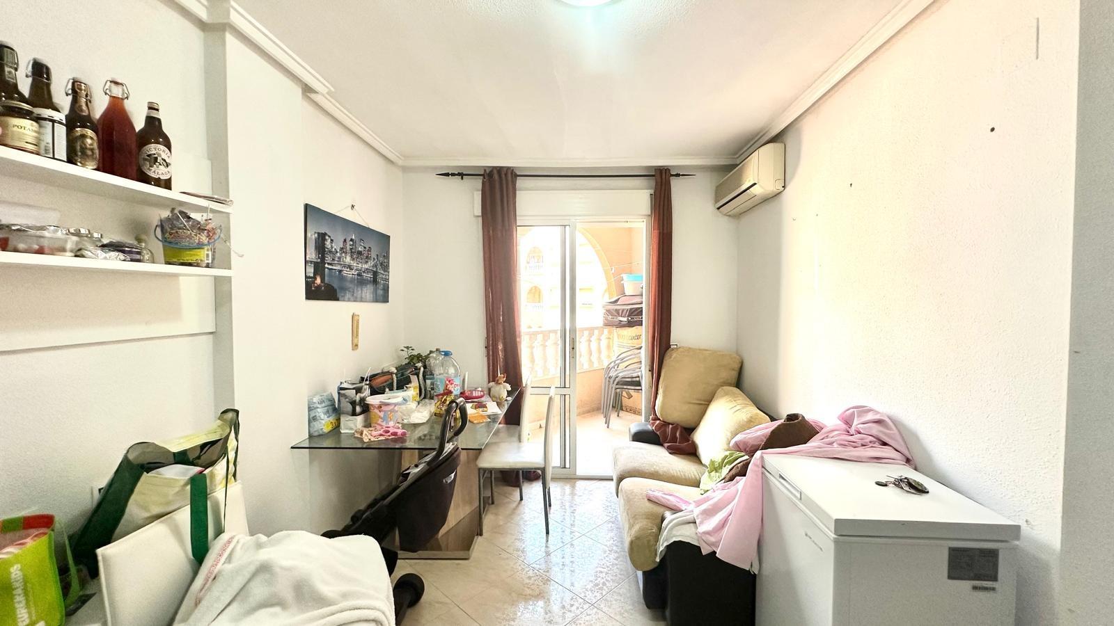 Terrace in apartment for sale in Torrevieja