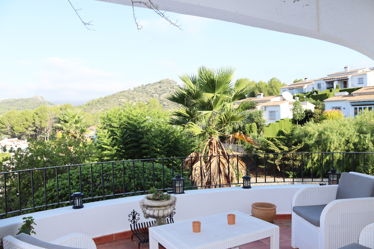 Garden in villa for sale in Murla