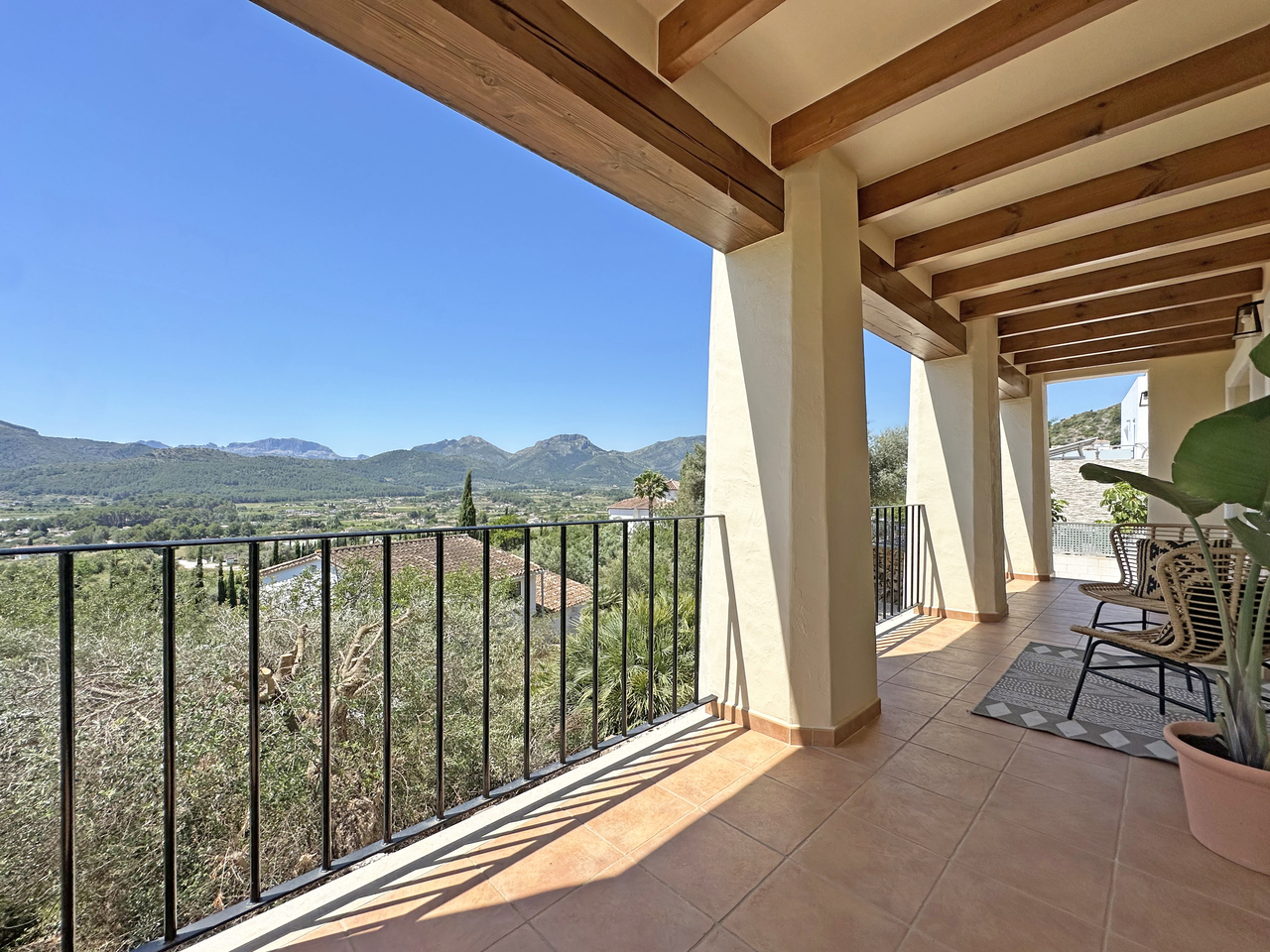 Pool area in villa for sale in Jalón