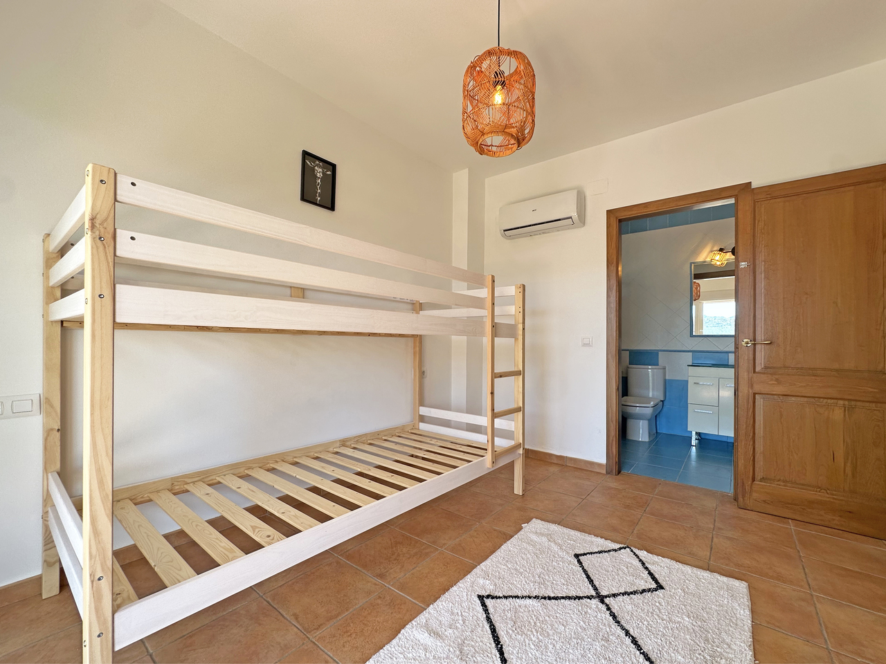 Terrace in villa for sale in Jalón