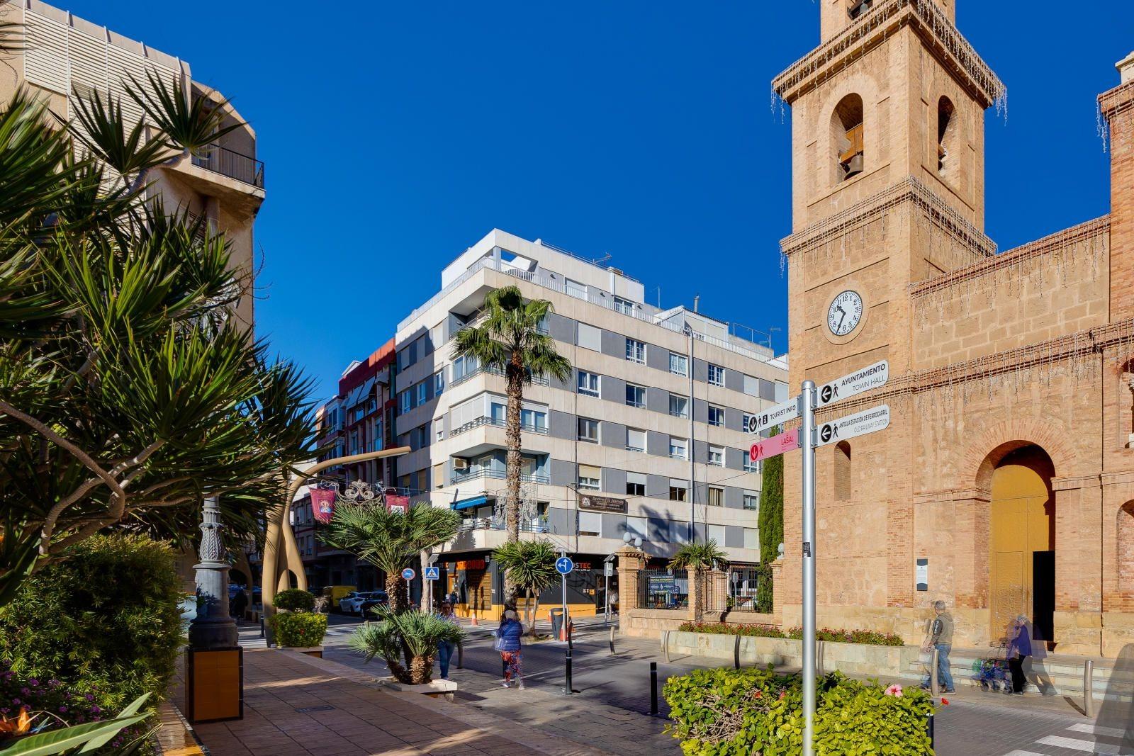 Garden in apartment for sale in Torrevieja