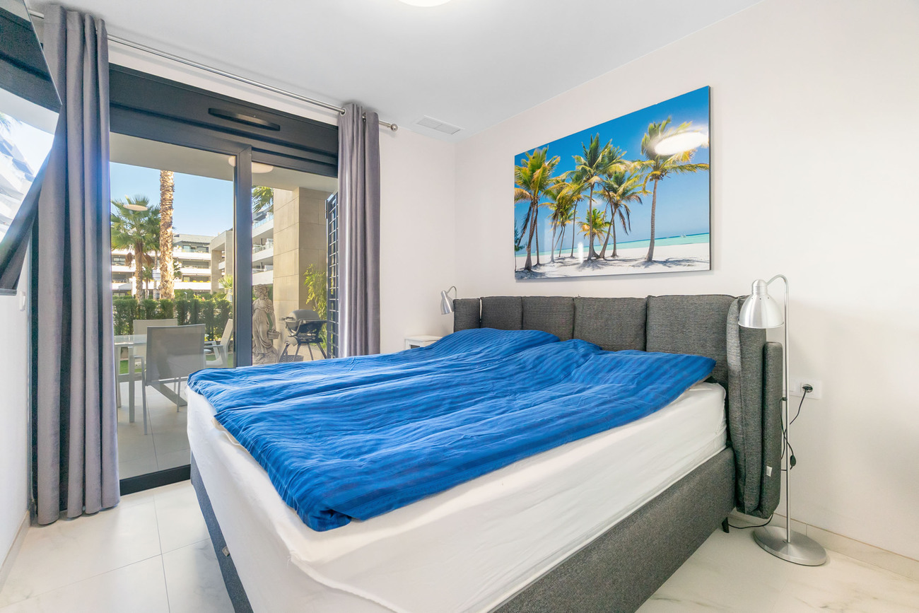 Kitchen in apartment for sale in Playa Flamenca