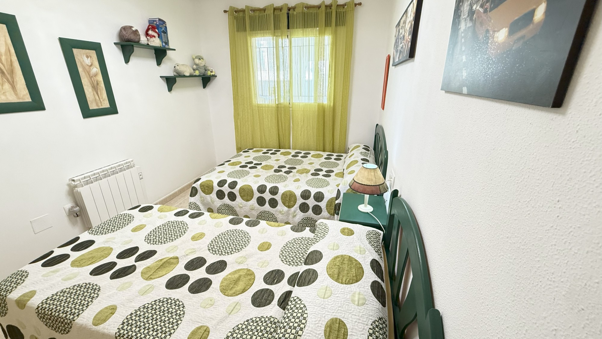 Dining area in apartment for sale in Orihuela Costa
