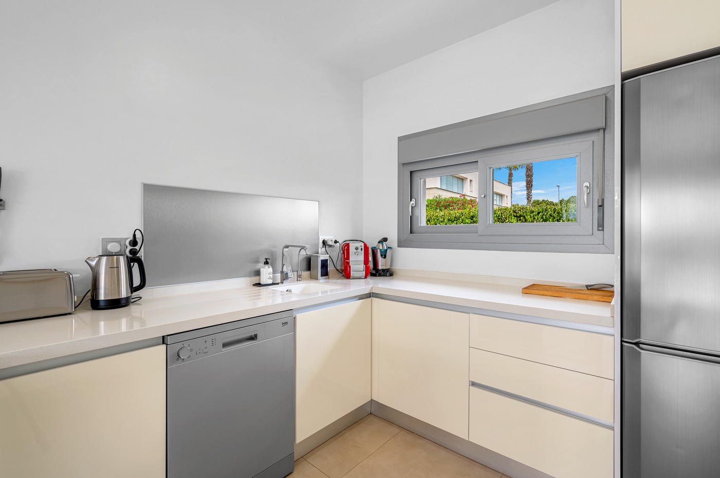 Master bedroom in villa for sale in Orihuela Costa