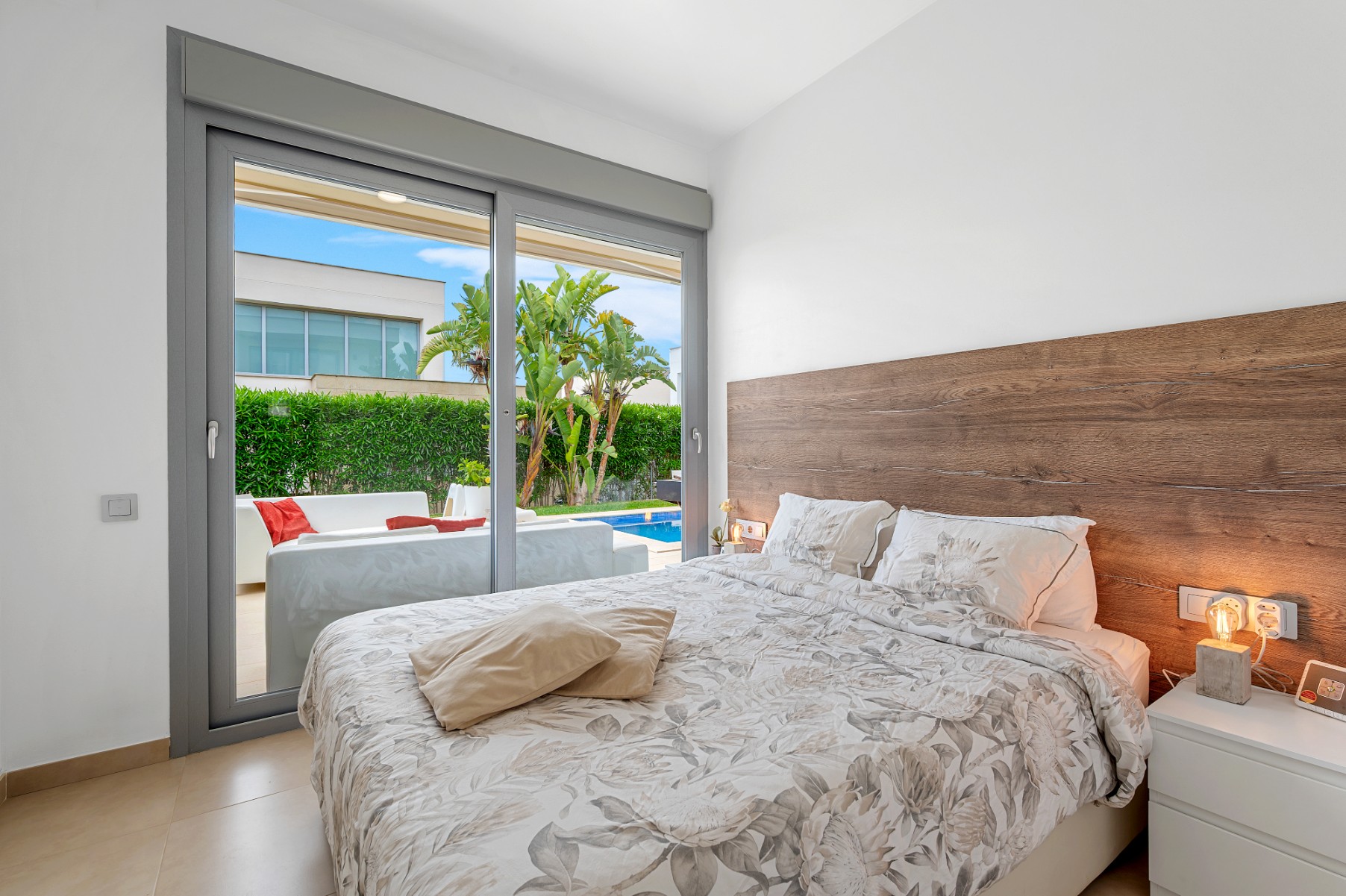 Kitchen in villa for sale in Orihuela Costa