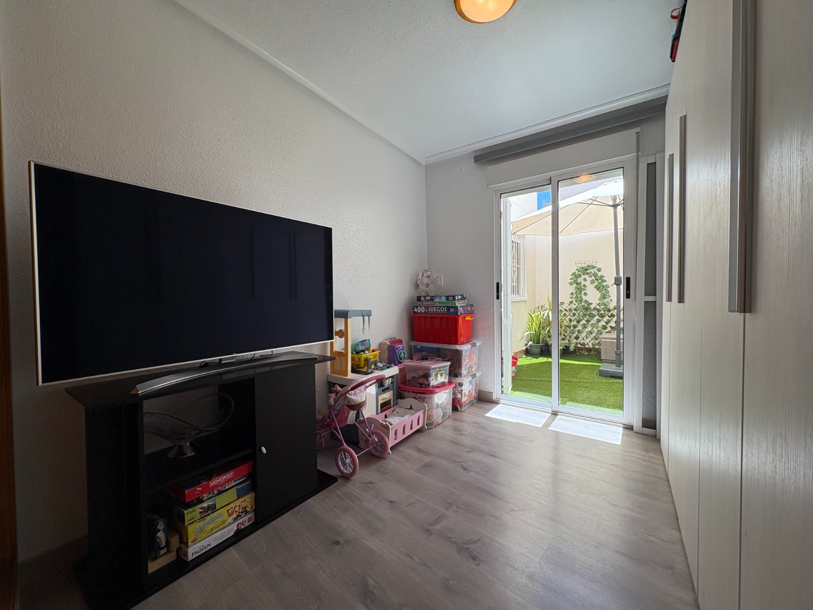Dining area in apartment for sale in Torrevieja