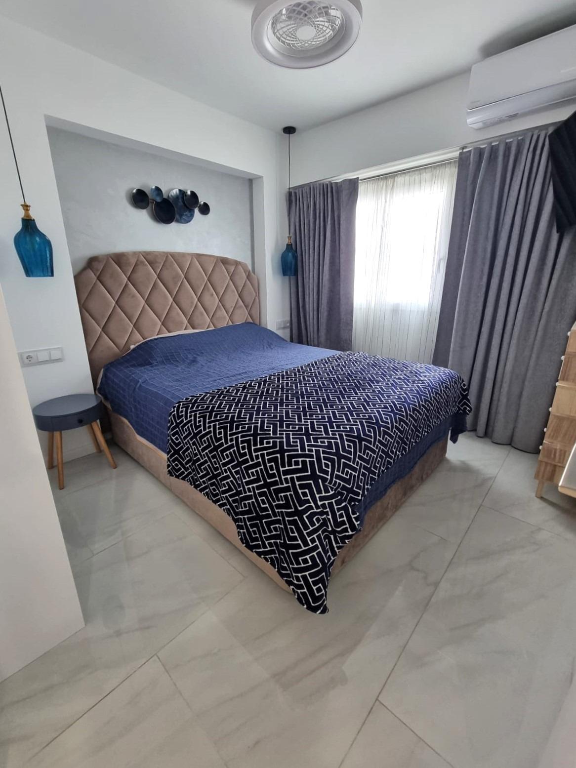 Pool area in apartment for sale in Torrevieja