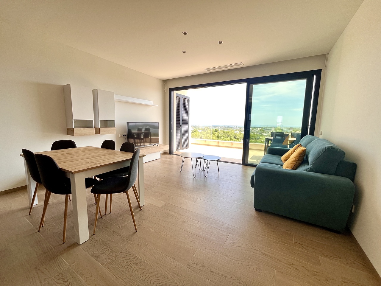 Terrace in apartment for sale in Las Colinas Golf
