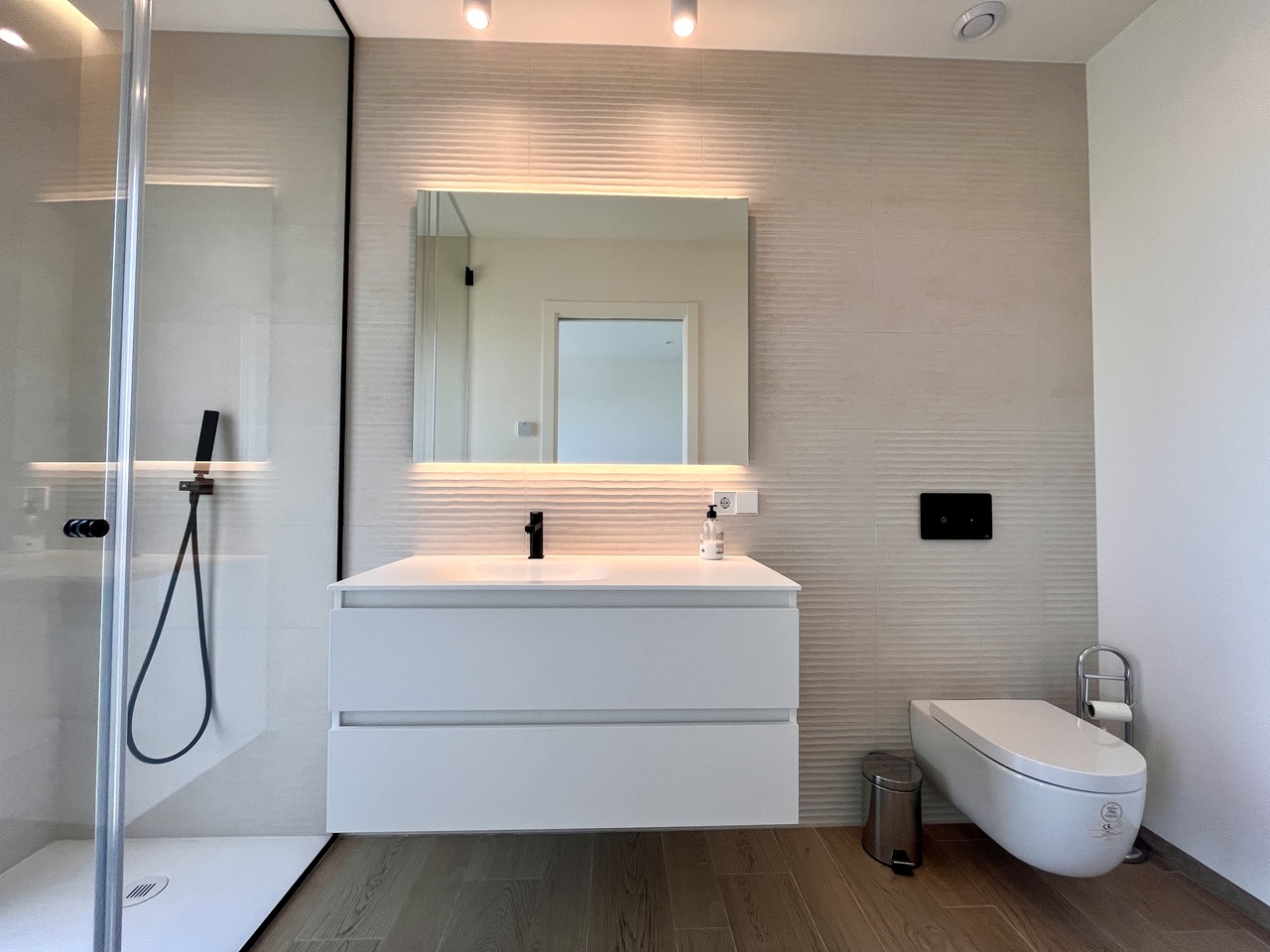 Pool area in apartment for sale in Las Colinas Golf