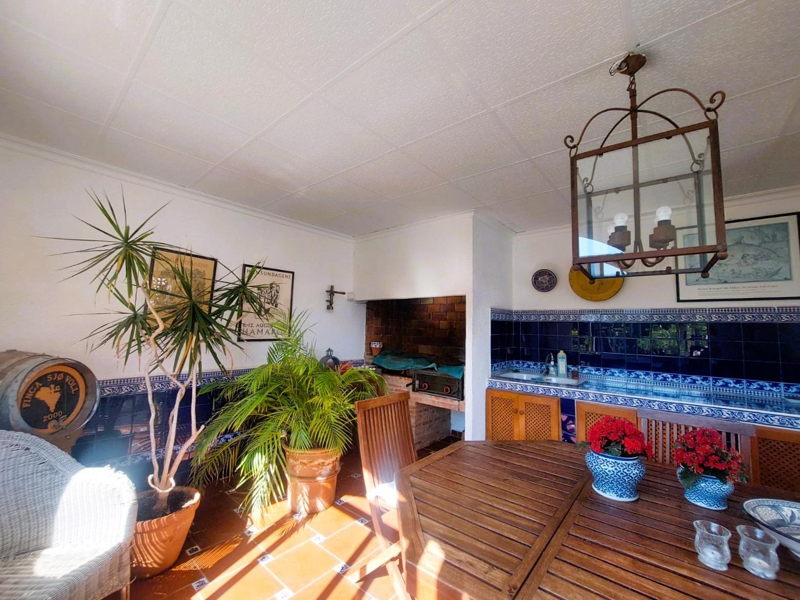 Terrace in finca for sale in La Marina