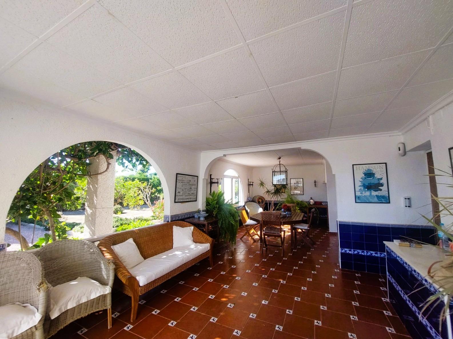Garden in finca for sale in La Marina