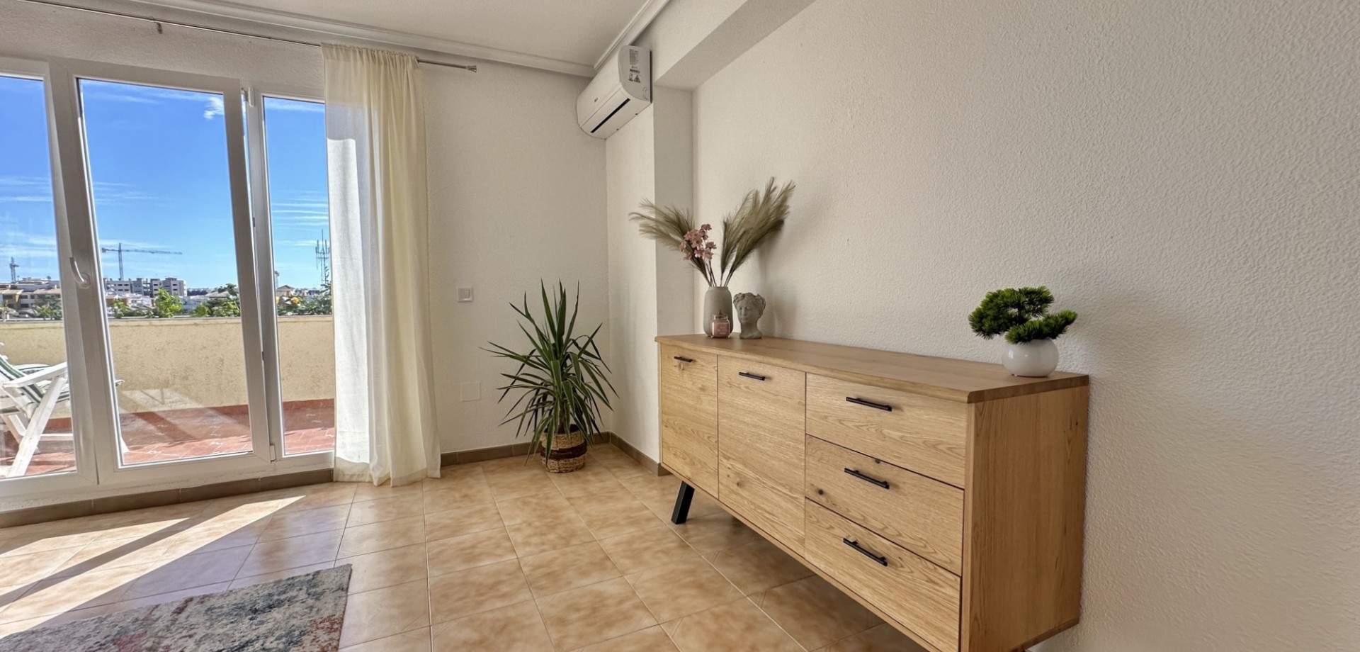 Living room in apartment for sale in Orihuela Costa