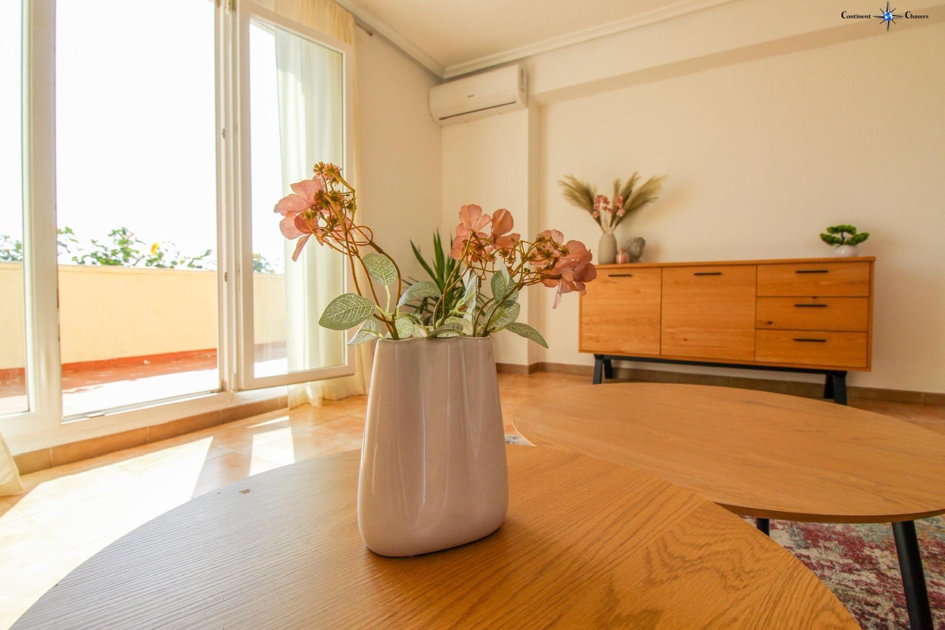 Garden in penthouse for sale in Torrevieja