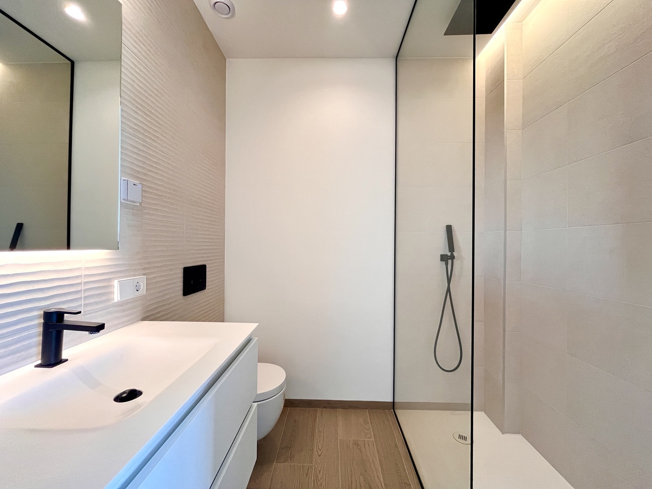 Living room in apartment for sale in Las Colinas Golf