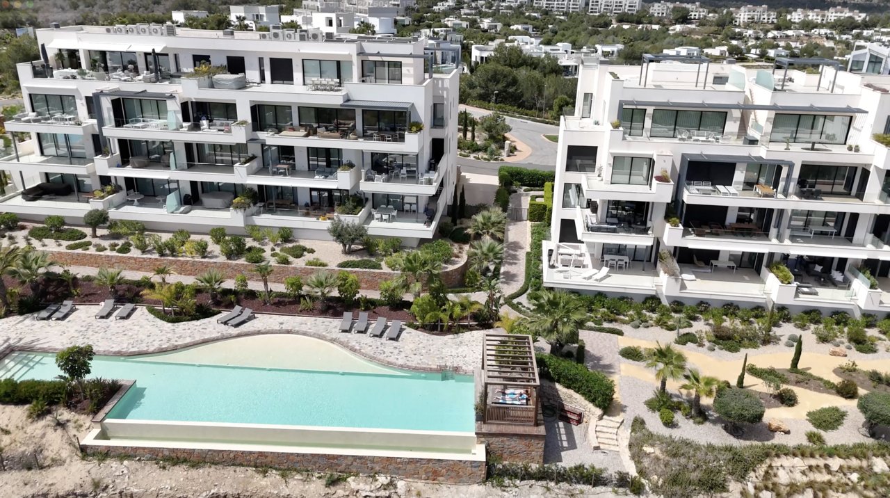Living room in apartment for sale in Las Colinas Golf