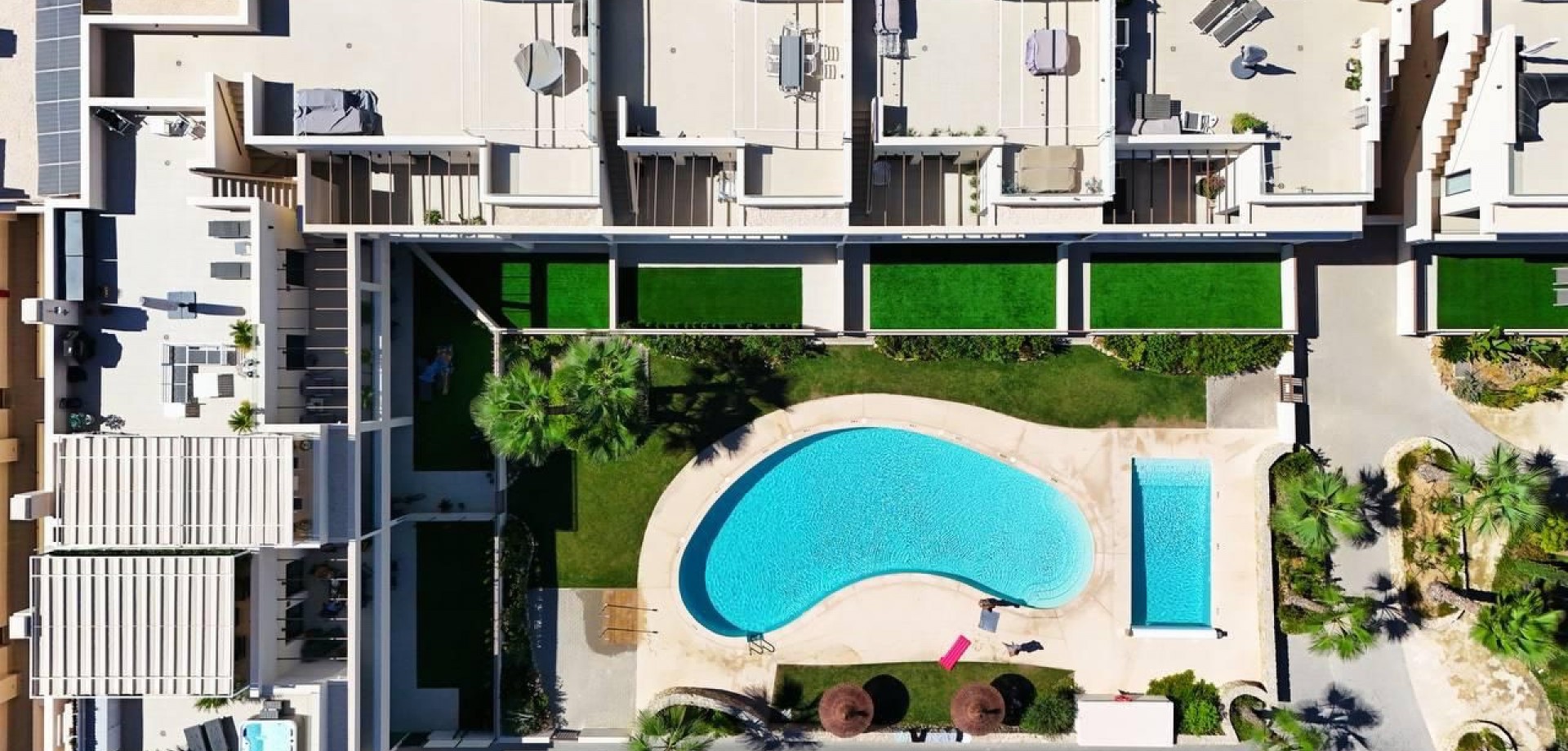 Bathroom in apartment for sale in Torrevieja