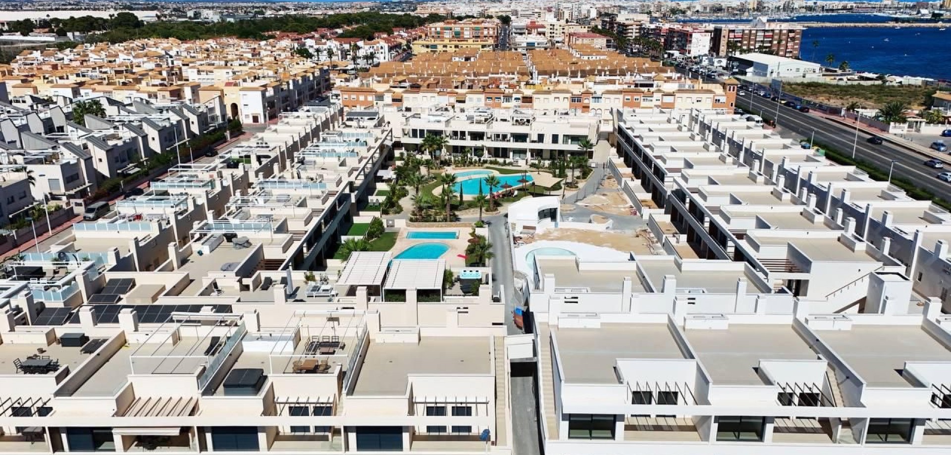 Terrace in apartment for sale in Torrevieja