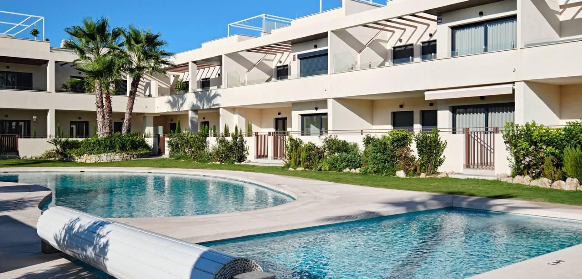 Kitchen in apartment for sale in Torrevieja