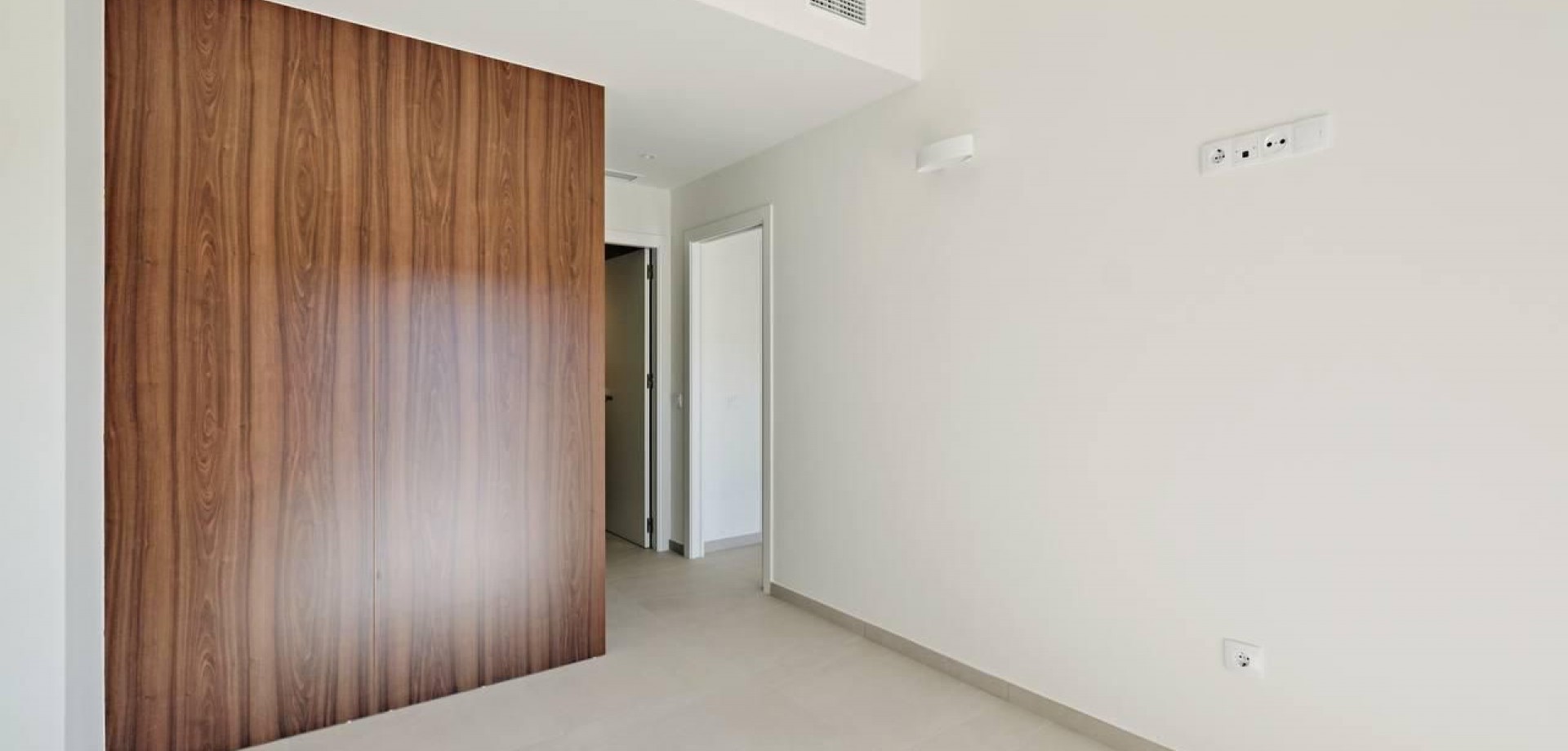 Bathroom in apartment for sale in Torrevieja