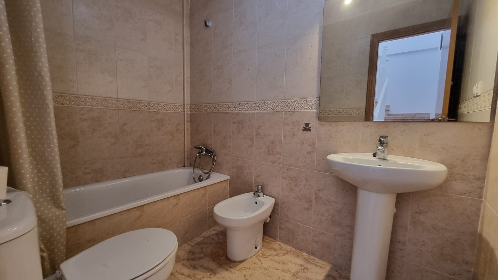 Bedroom in villa for sale in Orihuela Costa