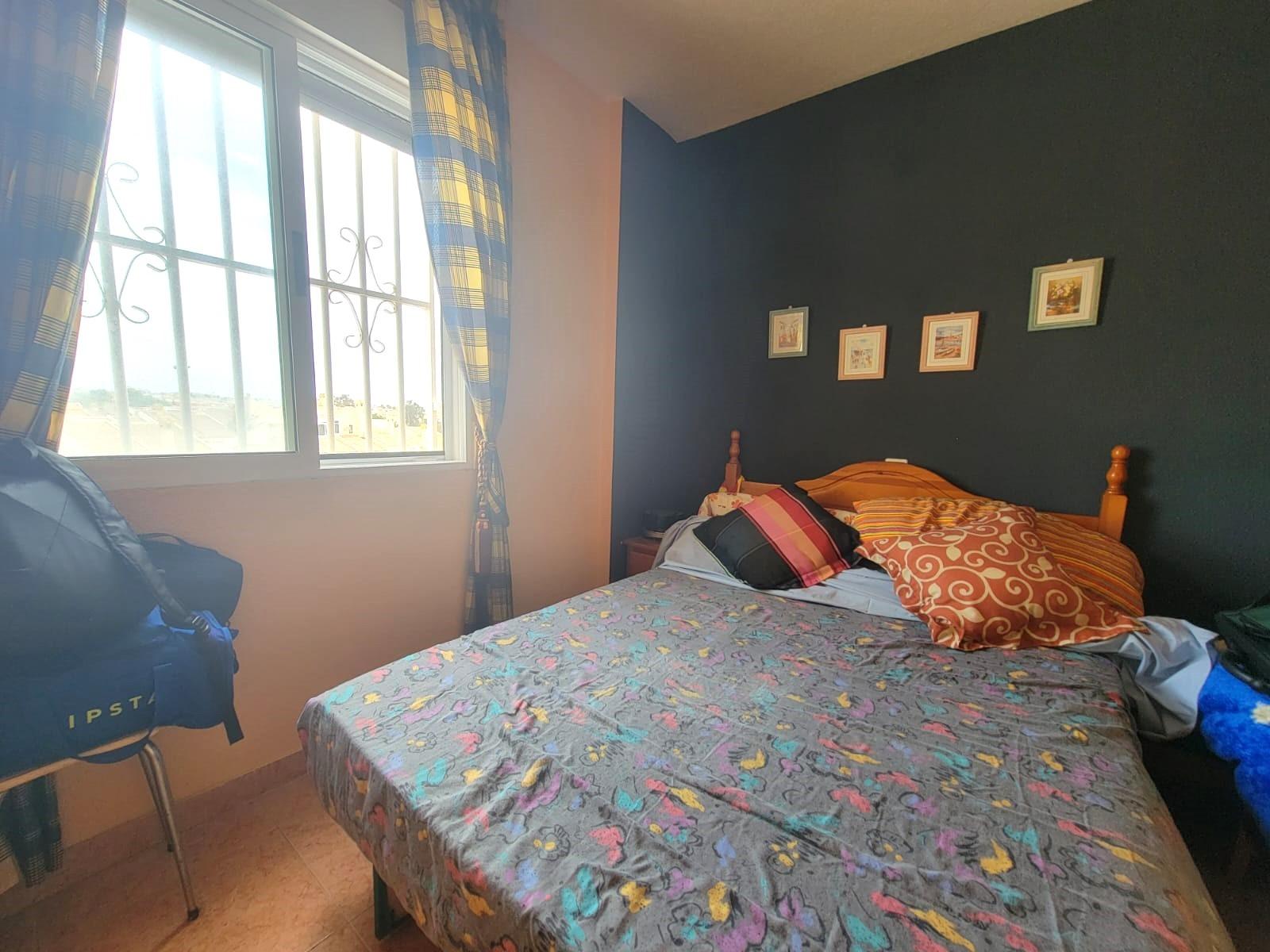 Master bedroom in apartment for sale in Torrevieja