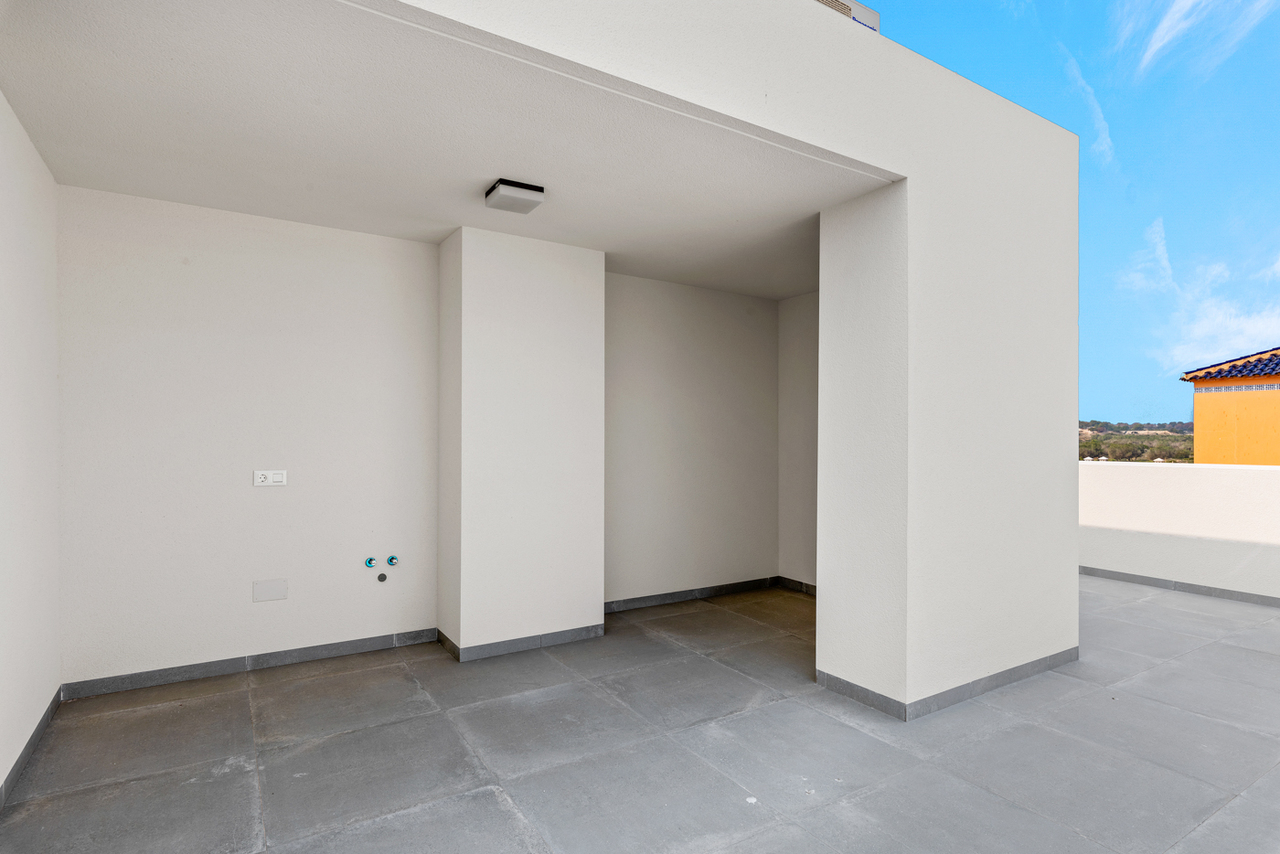 Master bedroom in penthouse for sale in Villamartin