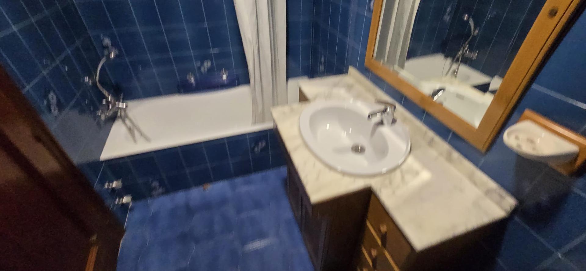 Master bedroom in apartment for sale in Torrevieja