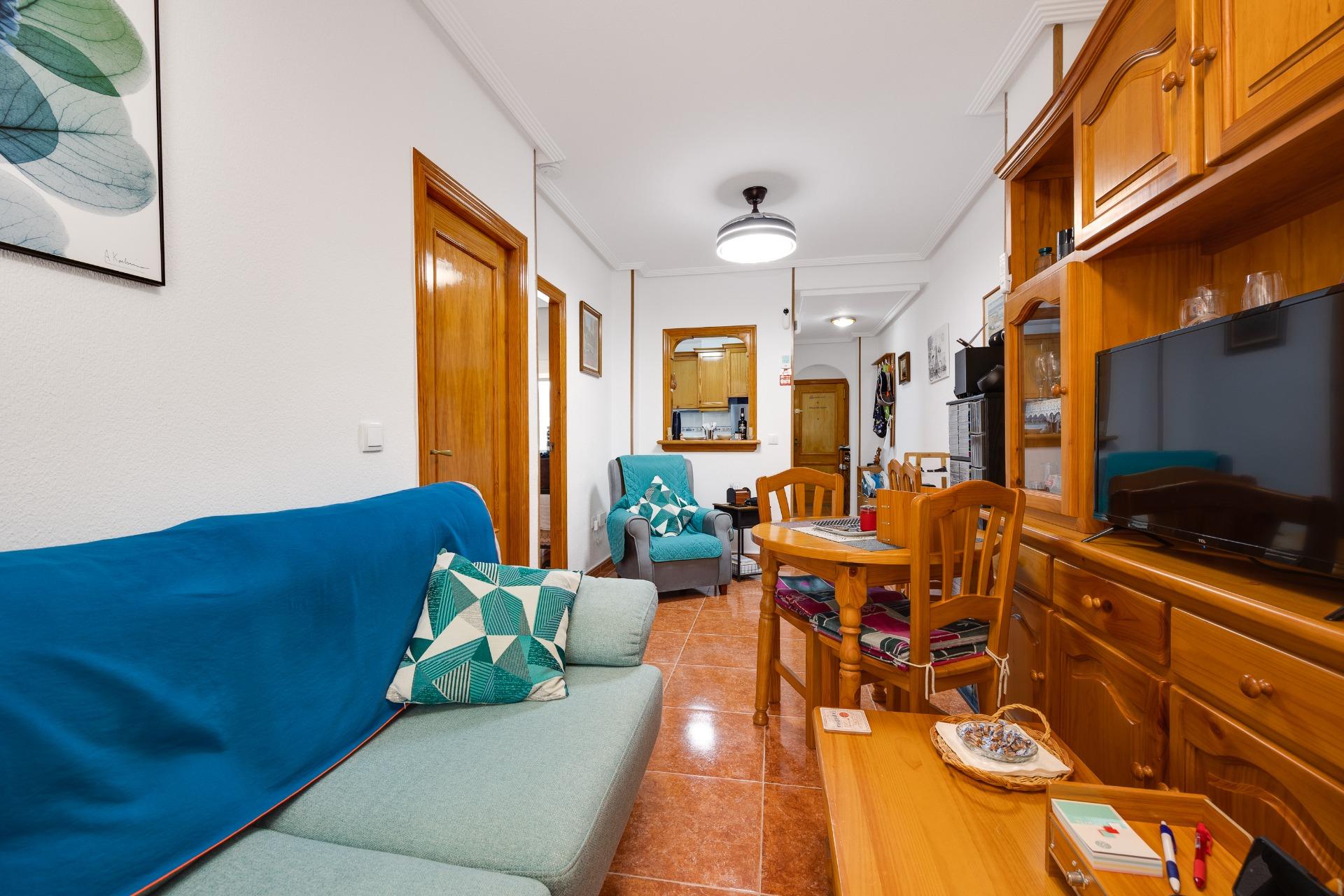Pool area in apartment for sale in Guardamar del Segura